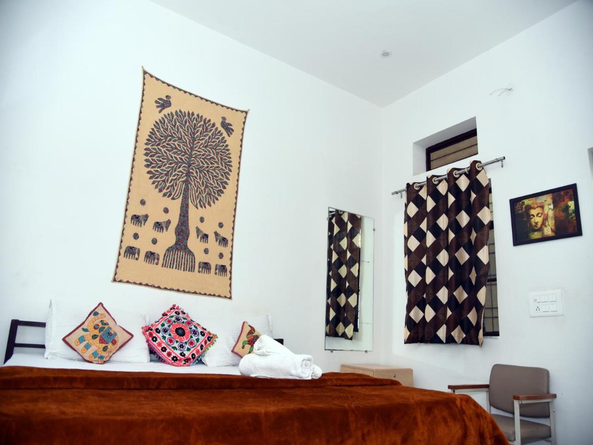 פושקאר Hotel Zoola Palace מראה חיצוני תמונה